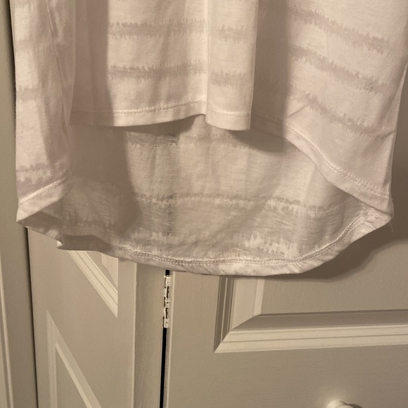 Athleta T Shirt - Picture 4 of 7